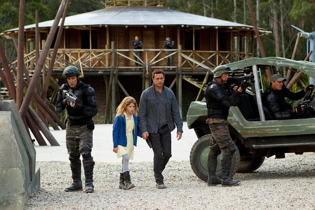 File:Runaway Shannon Leah.jpg