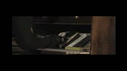 File:Dag searches room.jpg
