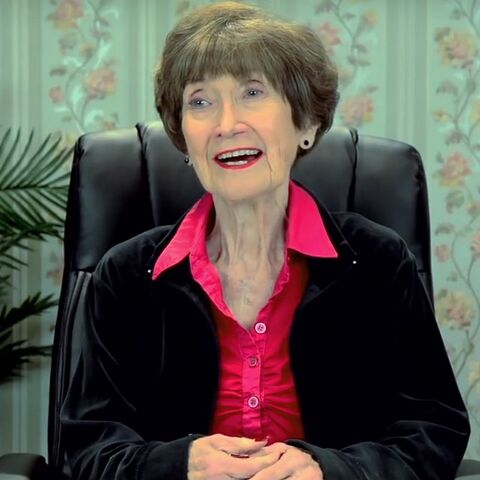 File:Lois.jpg