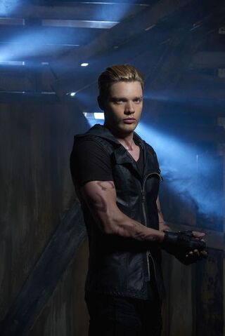 Fichier:Shadowhunters Jace.jpg