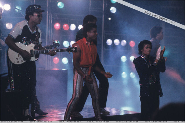 File:Pepsi-Commercial-michael-jackson-7111907-1200-800.jpg
