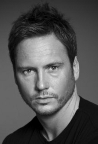 File:Matt Devere.png