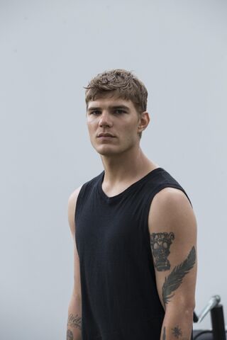 File:1x04 Tom.jpg