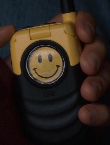 File:1x04 WaynesPhone.jpg