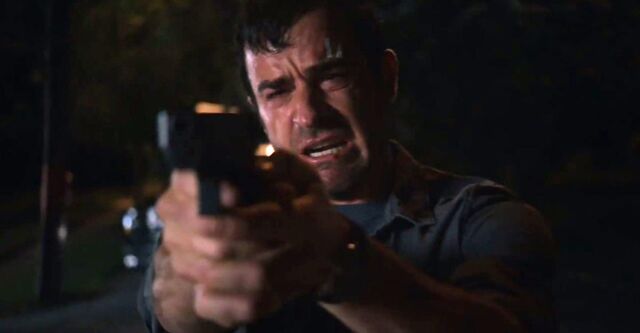 File:1x01 KevinAndAGun.jpg