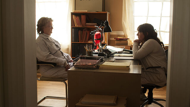 File:1x05 GladysAndPatti.jpg