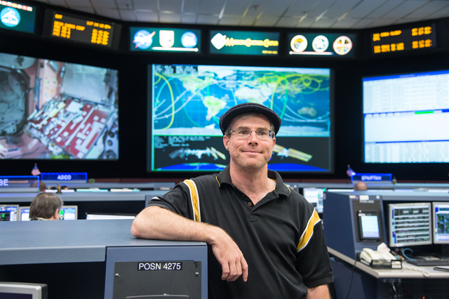 File:Andy Weir 5.png