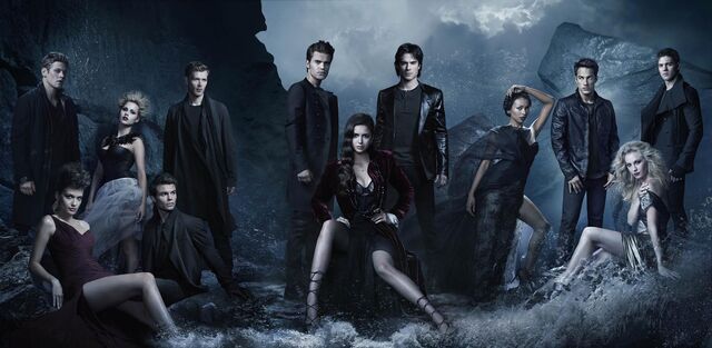 Fichier:Vampire-diaries-season-4-group-promotional-photo-hq.jpg