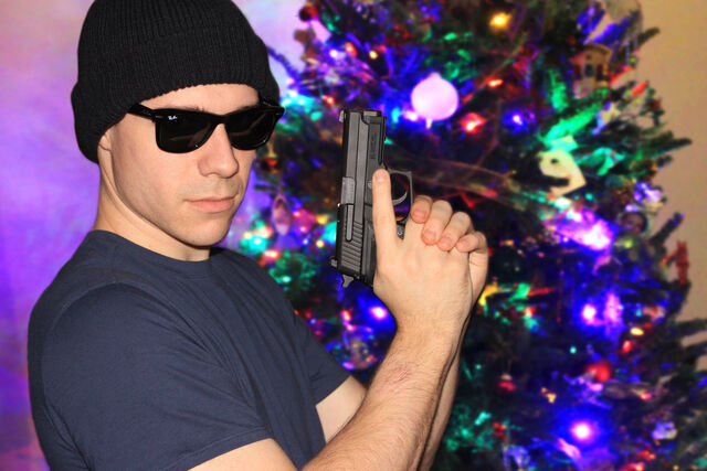 File:Merry christmas murca by blackgryph0n-d5p9w7p.jpg