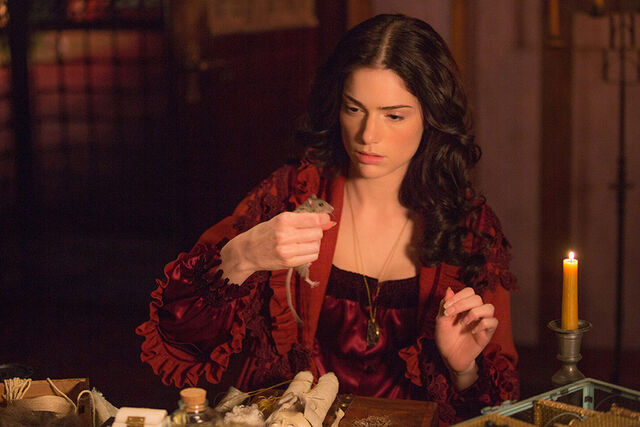 File:Redeye-salem-photos-witches-wgn-america-201404-026.jpg