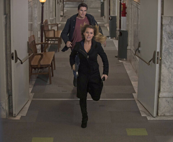 File:-the-tomorrow-people 1x16-5.jpg