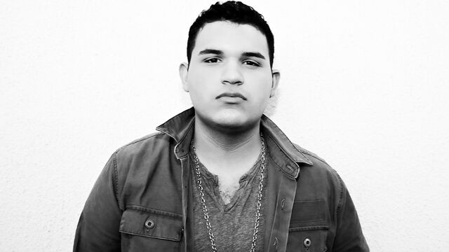 File:18-Top13-BW-portraits-480x270 retina.jpg