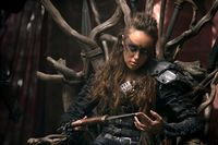 Plik:PromoLexaThrone 2x07.jpg