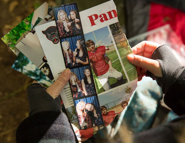 File:Cassie's photos.jpg