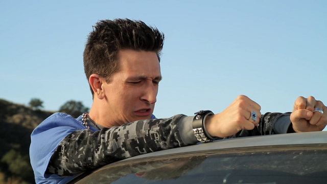 File:Vlcsnap-2012-08-18-03h30m32s6.png