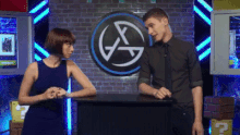 AlexAnnaFistBump