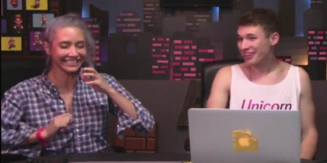 File:Shirtswitch.png