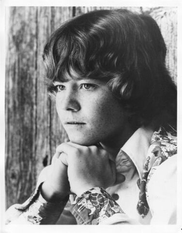 File:BradyMikelookinland3.jpg