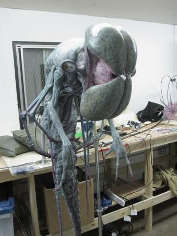 File:Alienclose.jpg