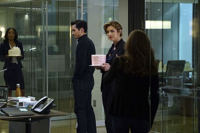 File:1x01-2.jpg