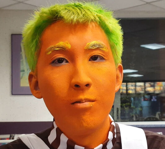 File:Oompa Loompa Aron.jpg