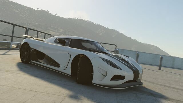 File:Koenigsegg Agera R FULL.jpg