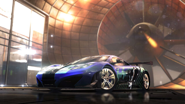 File:McLaren 12C circuit big.jpg