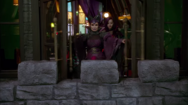 File:If Only-Dove Cameron23.png
