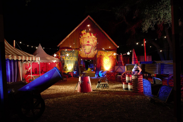 File:Carnival 04.png