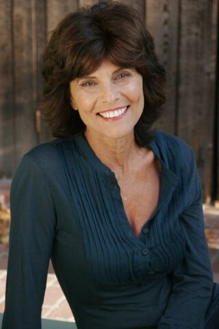 File:Adrienne Barbeau.jpeg
