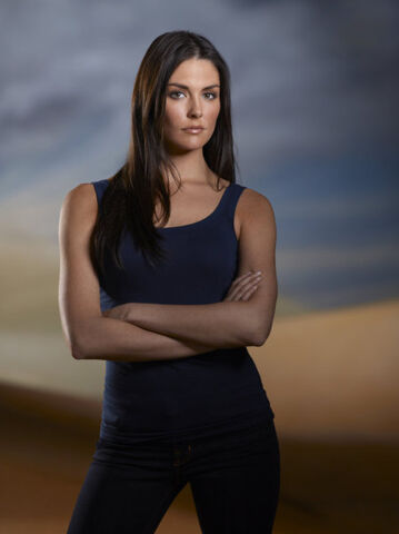 File:VickyRobertsLightBkgr.jpg