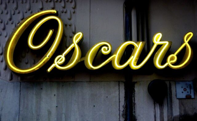 File:Oscars neon.jpg