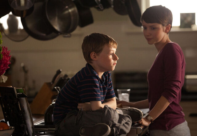 File:1x01 DeniseAndJoey.jpg