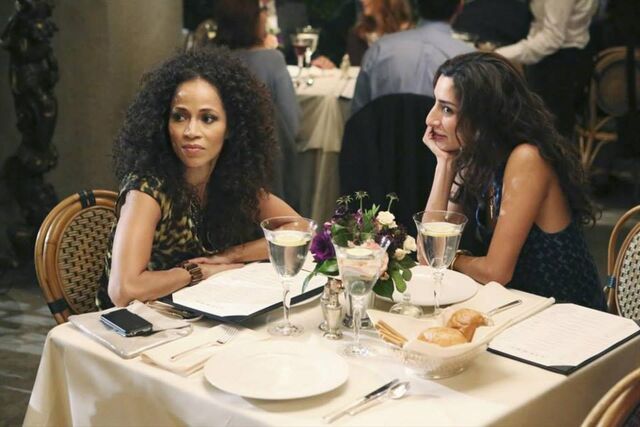 Fichier:The-Fosters-1x08-Clean-14.jpg