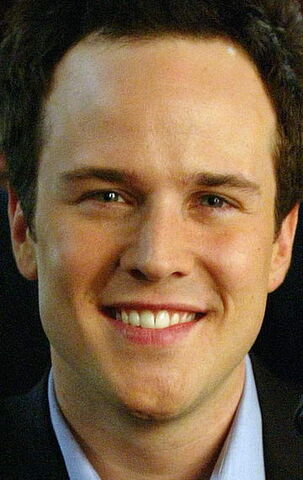 File:Scott Weinger.jpg