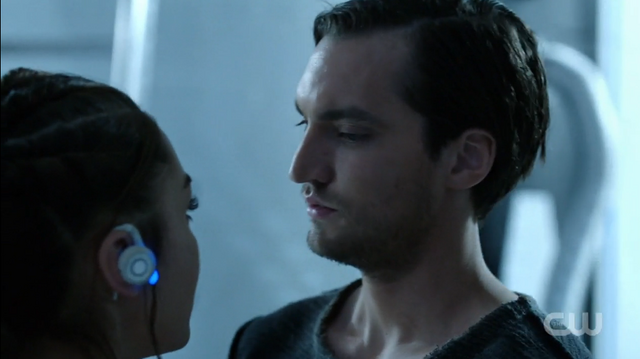 File:MurphyRaven4x06(3).png