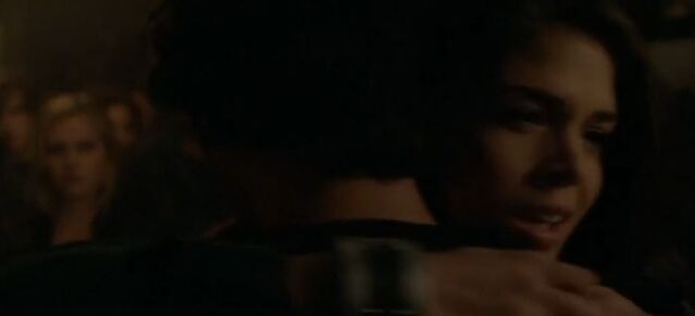 File:Octavia-bellamy-hug.jpg