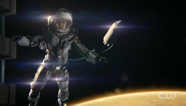 File:Ravenspacewalk4x13.png