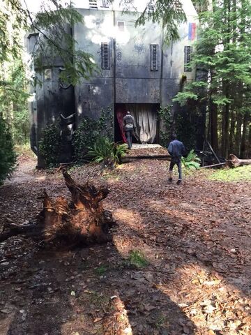 File:Fallen - BTS 16.jpg