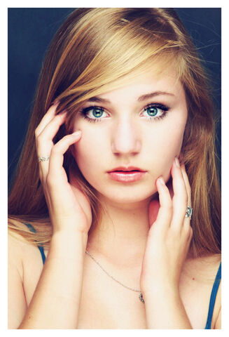 File:Innocent-blond-girl-with-blue-eyes.jpg