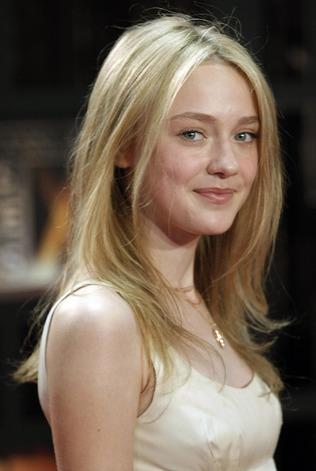Image - Dakota-fanning.jpg | The Hunger Games Wiki ... Dakota Fanning Wiki
