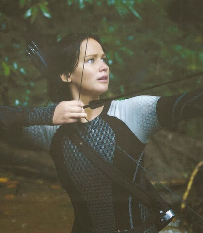 Archivo:Katniss Arco de flechas.jpg