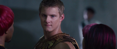 Cato luego del desfile de tributos.png