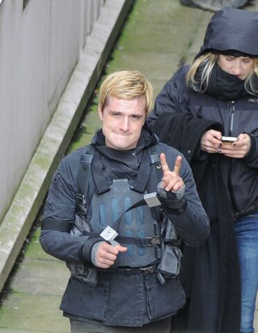 File:Josh hutscherson on set of The Hunger Games- Mockingjay Part 2.jpeg