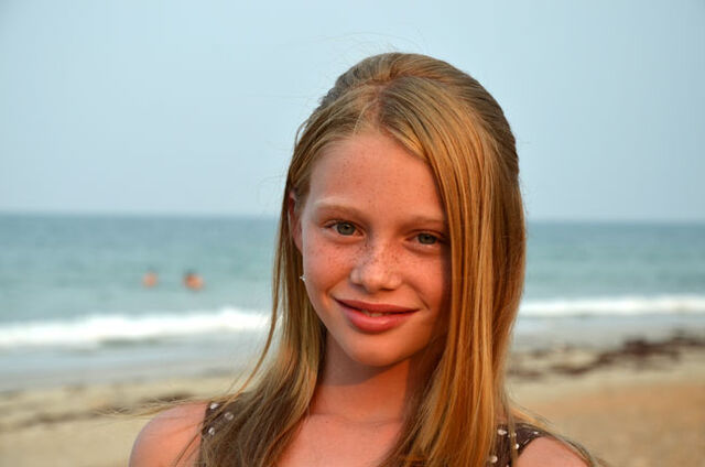 File:Ella Smeter RL.jpg
