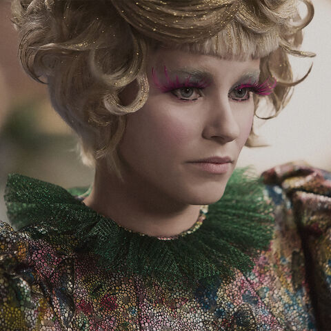 File:Effie Trinket en LJH En Llamas.jpg