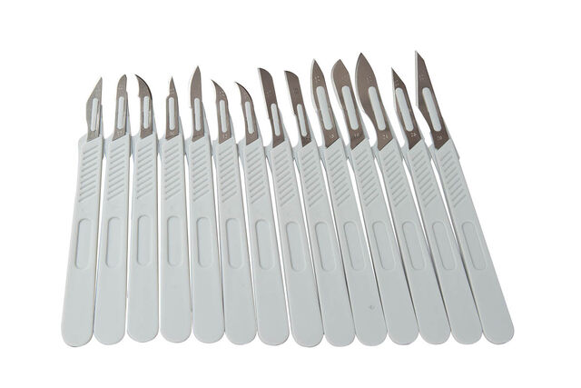 File:Disposable-Scalpel.jpg