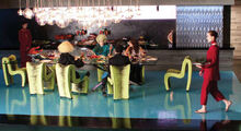 Capitol-dinner-the-hunger-games-movie-28914295-1234-673.jpg