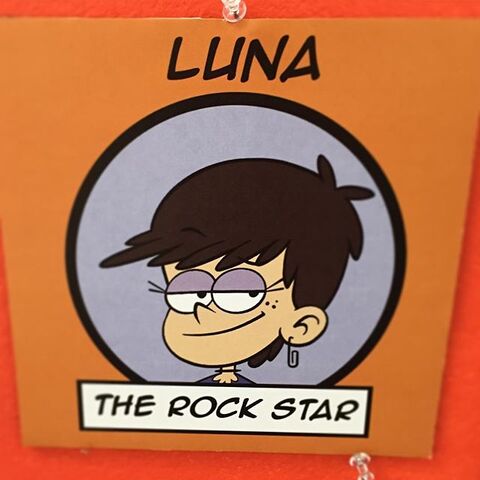 File:Luna the Rock Star.jpg