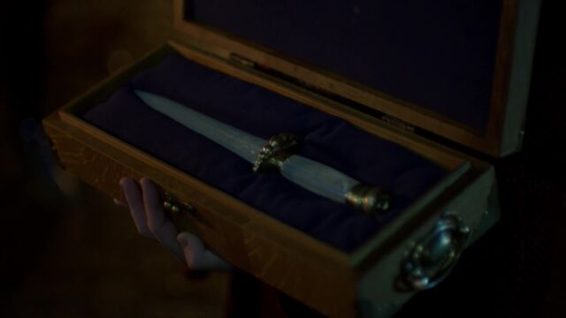 File:The Leo Blade.jpg